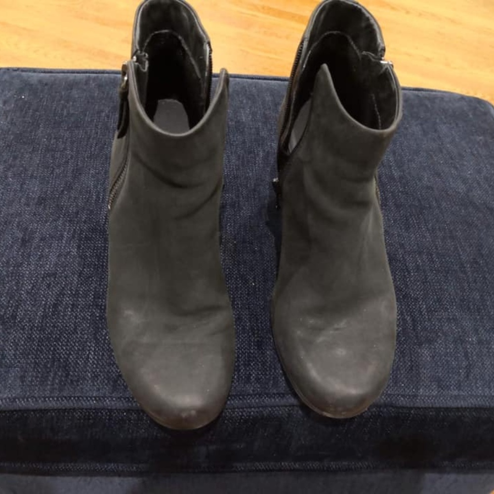 navy Ecco ankle boots